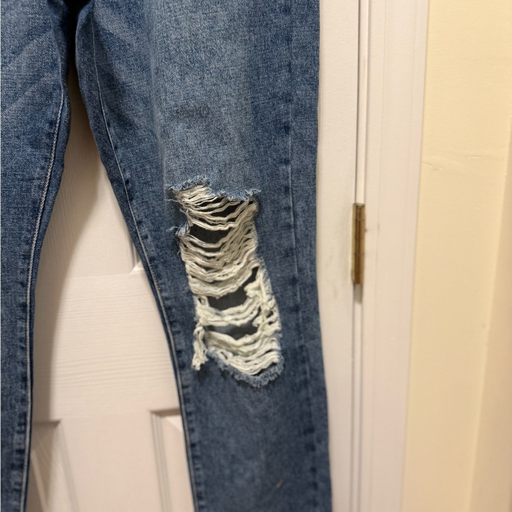 JUST USA Medium Denim Distressed Jeans for Women - Picture 2 of 10
